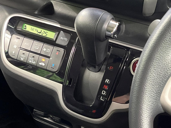 2013 Honda N-BOX DBA-JF2 (UW-6a1f9ab587008)[16]