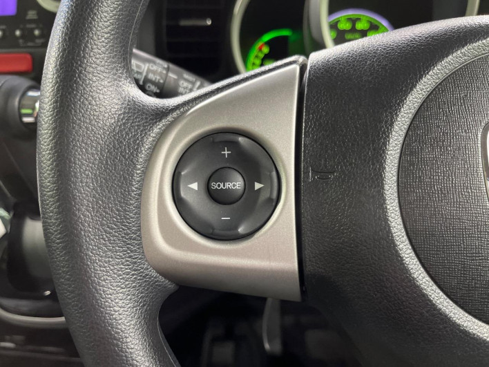 2013 Honda N-BOX DBA-JF2 (UW-6a1f9ab587008)[22]