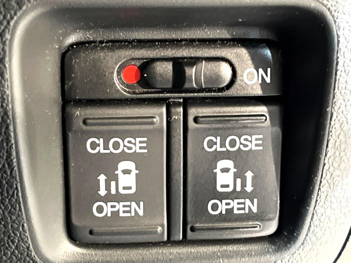 2017 Honda N-BOX CUSTOM DBA-JF2 (UW-6a1f9ab7120db)[10]