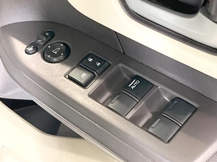 2019 Honda N-BOX DBA-JF3 (UW-6a1f9ab8c345e)[15]