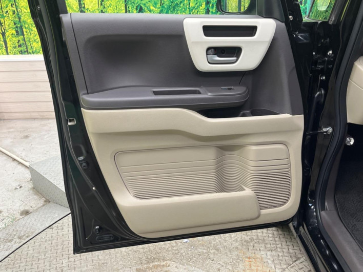 2019 Honda N-BOX DBA-JF3 (UW-6a1f9ab991d8e)[12]