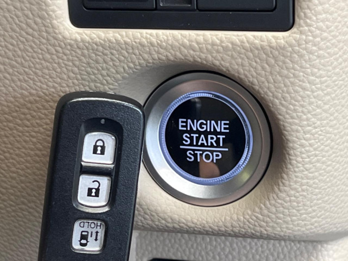 2019 Honda N-BOX DBA-JF3 (UW-6a1f9ab991d8e)[22]