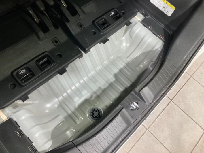 2023 Honda N-BOX CUSTOM 6BA-JF3 (UW-6a1f9ac156f8e)[14]