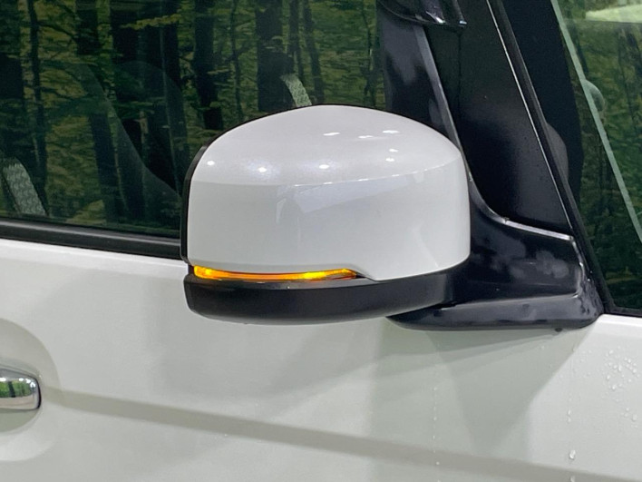 2023 Honda N-BOX CUSTOM 6BA-JF3 (UW-6a1f9ac1727f8)[9]