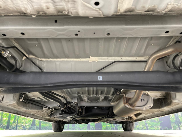 2023 Honda N-BOX CUSTOM 6BA-JF3 (UW-6a1f9ac1727f8)[28]