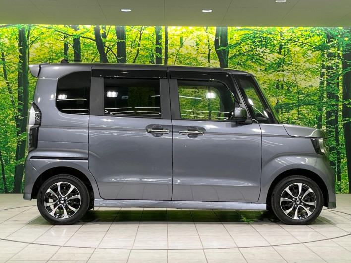 2019 Honda N-BOX CUSTOM 6BA-JF4 (UW-6a1f9ac40aada)[15]
