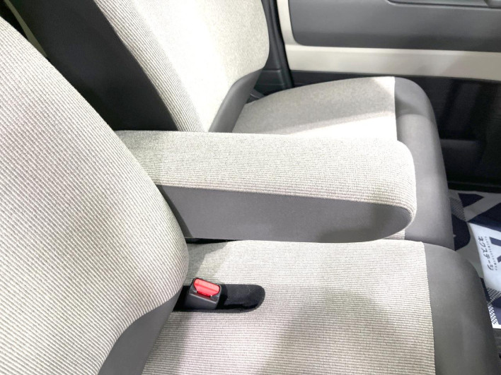 2024 Honda N-BOX 6BA-JF5 (UW-6a1f9ac8323c5)[29]