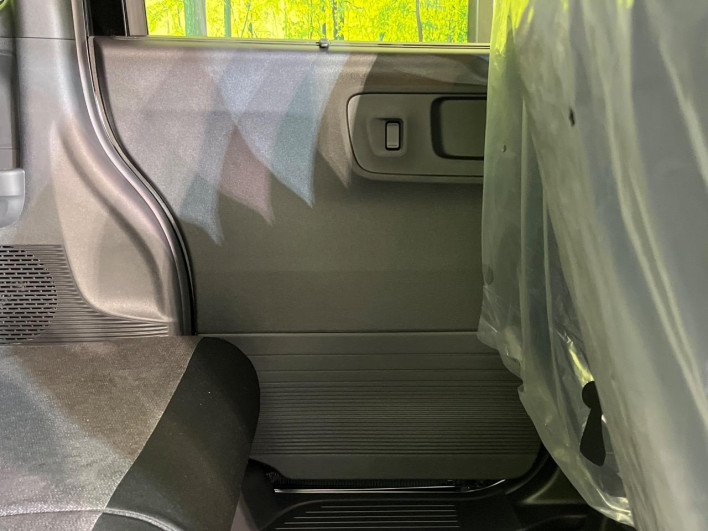 2026 Honda N-BOX CUSTOM 6BA-JF5 (UW-6a1f9acd3356d)[23]