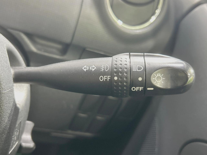 2011 Daihatsu Tanto DBA-L375S (UW-6a1f9aeb894d1)[28]