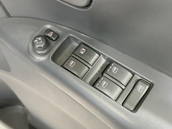 2011 Daihatsu Tanto DBA-L375S (UW-6a1f9aeb894d1)[17]
