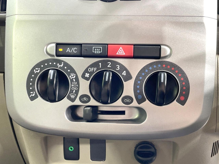 2013 Daihatsu Tanto DBA-L375S (UW-6a1f9aebcc144)[9]