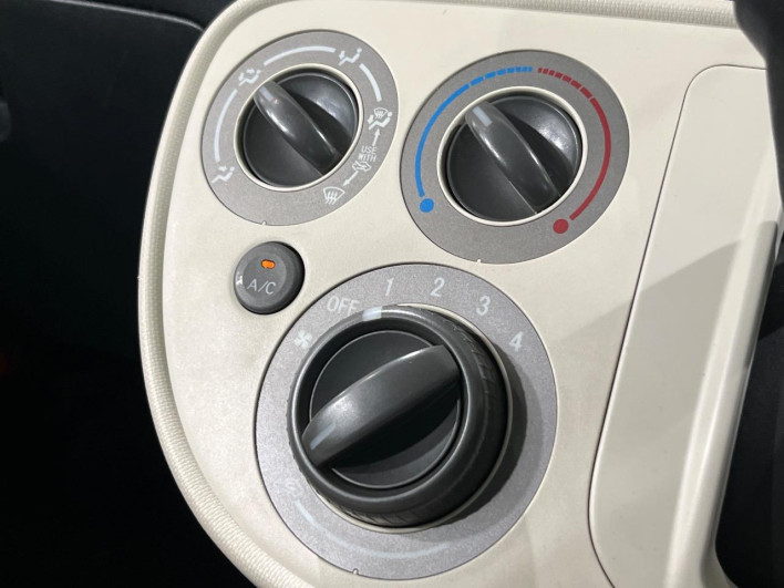 2014 Daihatsu Mira Cocoa DBA-L685S (UW-6a1f9aee7282b)[6]