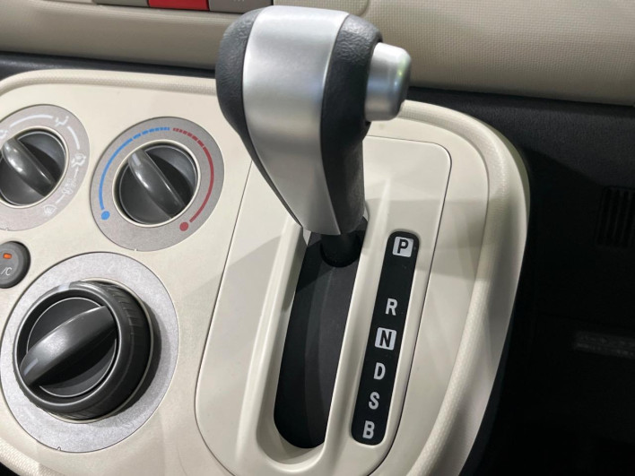 2014 Daihatsu Mira Cocoa DBA-L685S (UW-6a1f9aee7282b)[7]
