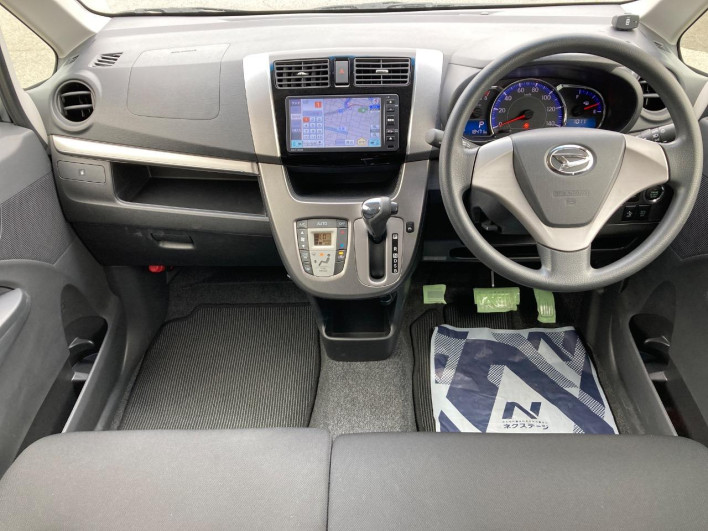 2013 Daihatsu Move DBA-LA100S (UW-6a1f9aef32c08)[27]
