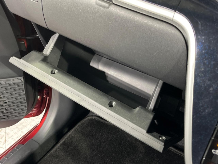 2015 Daihatsu Move DBA-LA150S (UW-6a1f9af055bdf)[28]