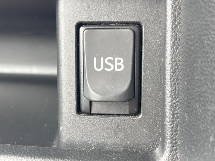 2014 Daihatsu Tanto DBA-LA600S (UW-6a1f9afc7d314)[17]