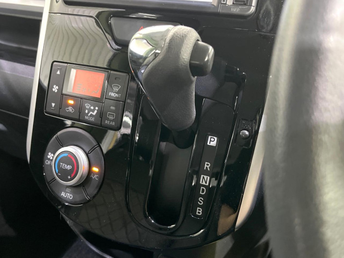 2013 Daihatsu Tanto DBA-LA610S (UW-6a1f9b020d5f9)[9]