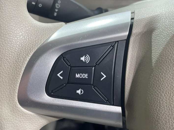 2016 Daihatsu Tanto DBA-LA610S (UW-6a1f9b0262eb8)[18]