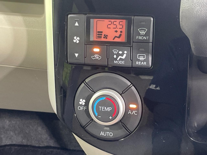 2016 Daihatsu Tanto DBA-LA610S (UW-6a1f9b0262eb8)[10]