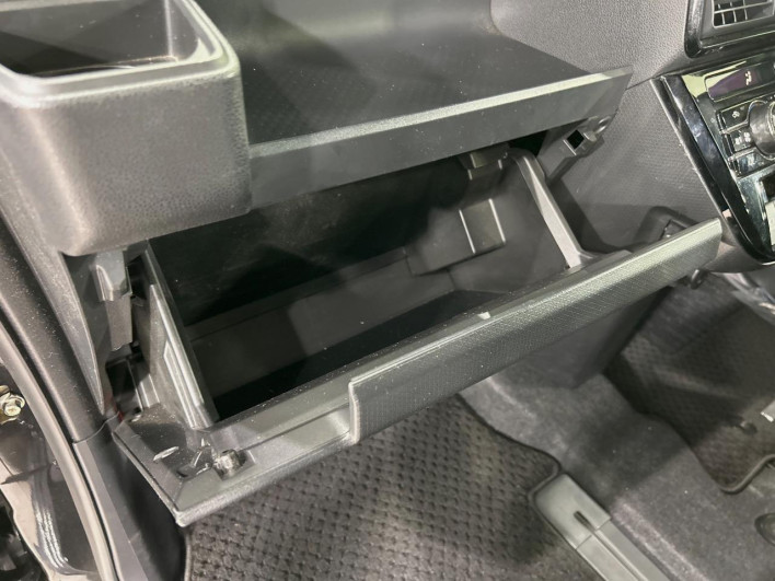 2022 Daihatsu Tanto 5BA-LA650S (UW-6a1f9b05177c5)[28]