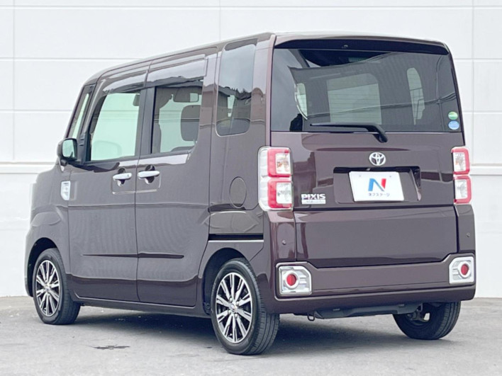 2020 Toyota Pixis Mega DBA-LA700A (UW-6a1f9b078e0d5)[17]