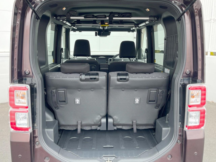 2020 Toyota Pixis Mega DBA-LA700A (UW-6a1f9b078e0d5)[29]