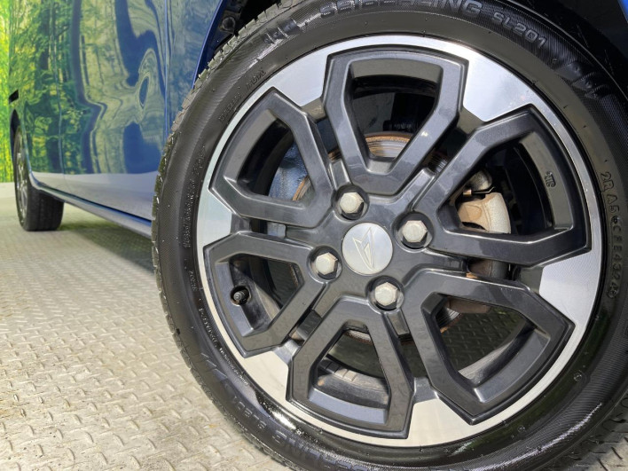 2017 Daihatsu Wake DBA-LA700S (UW-6a1f9b0995b38)[15]