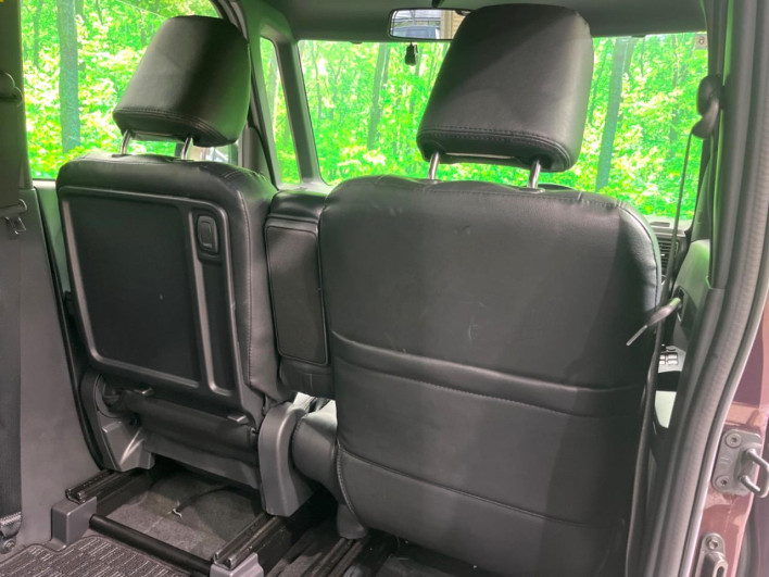 2019 Daihatsu Wake DBA-LA700S (UW-6a1f9b0a9983d)[16]