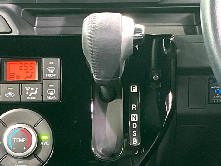 2019 Daihatsu Wake DBA-LA700S (UW-6a1f9b0a9983d)[21]