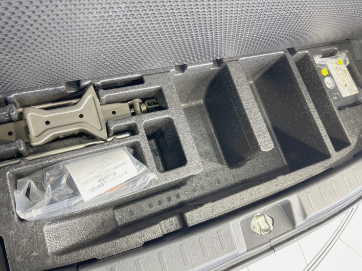 2012 Suzuki Solio DBA-MA15S (UW-6a1f9b23dba3f)[14]