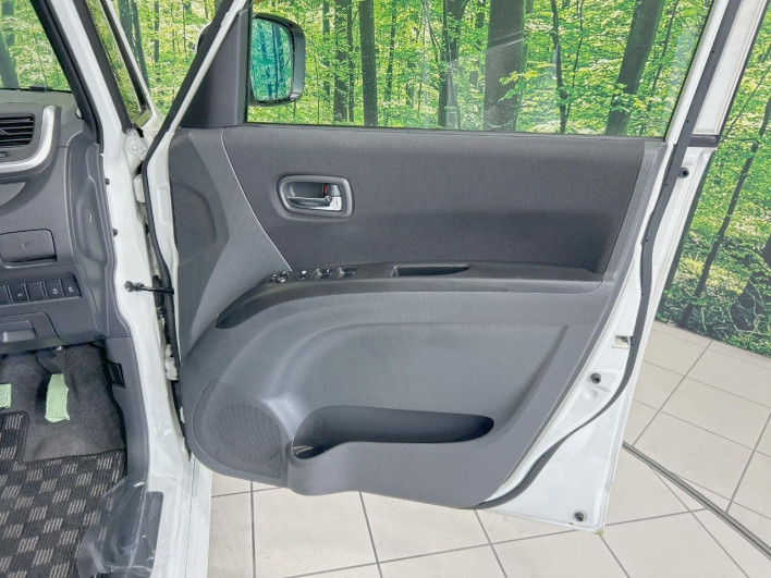 2012 Suzuki Solio DBA-MA15S (UW-6a1f9b23dba3f)[24]
