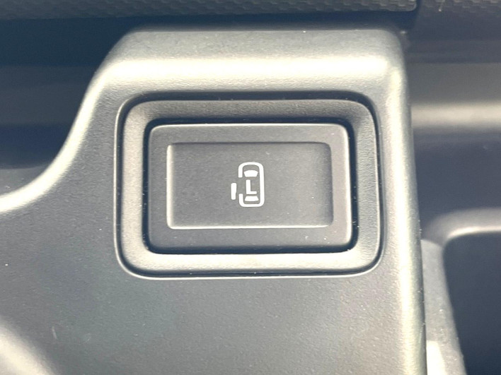 2018 Suzuki Solio Bandit DAA-MA36S (UW-6a1f9b25b8380)[14]