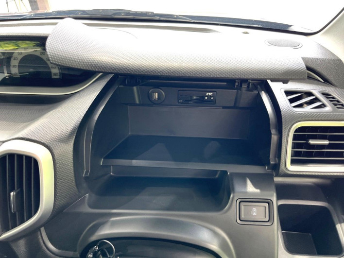 2018 Suzuki Solio Bandit DAA-MA36S (UW-6a1f9b25b8380)[17]