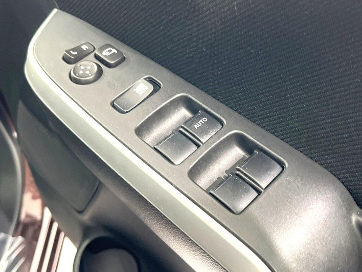 2018 Suzuki Solio Bandit DAA-MA36S (UW-6a1f9b25b8380)[12]