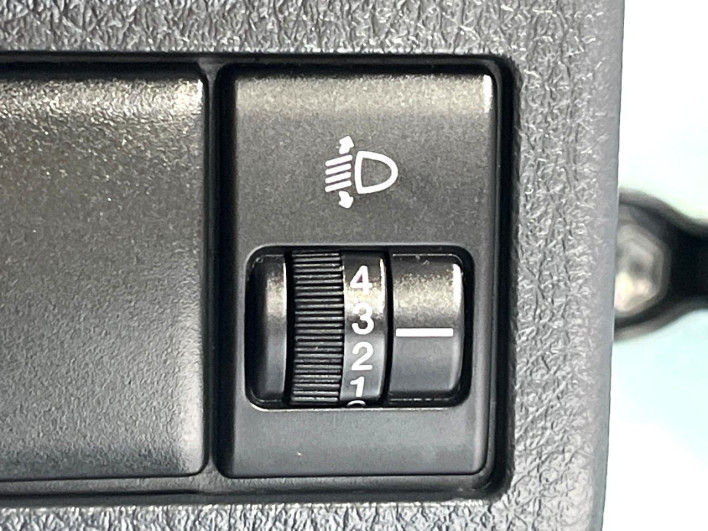2013 Nissan Moco DBA-MG33S (UW-6a1f9b2ebc435)[26]