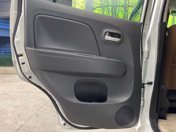 2013 Nissan Moco DBA-MG33S (UW-6a1f9b2ec6c26)[14]
