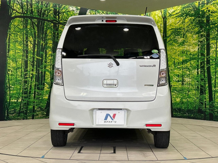 2013 Suzuki Wagon R DBA-MH34S (UW-6a1f9b31a586d)[16]