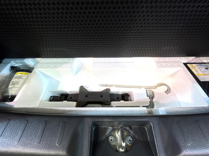 2014 Suzuki Wagon R DBA-MH34S (UW-6a1f9b31af113)[28]