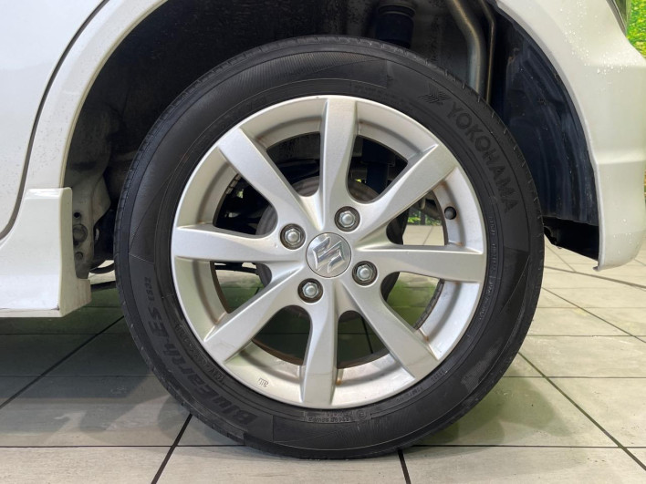 2017 Suzuki Wagon R Stingray DAA-MH55S (UW-6a1f9b361b4a6)[12]