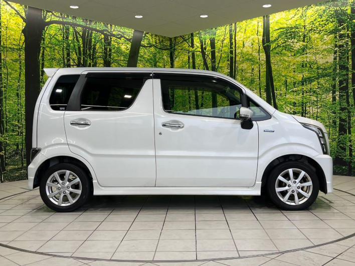 2017 Suzuki Wagon R Stingray DAA-MH55S (UW-6a1f9b361b4a6)[16]