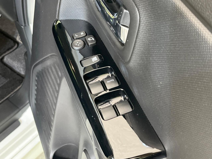 2021 Suzuki Spacia Custom 5AA-MK53S (UW-6a1f9b412122c)[25]