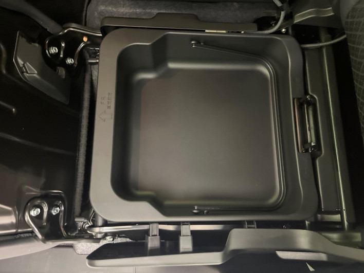 2021 Suzuki Spacia Custom 5AA-MK53S (UW-6a1f9b412122c)[17]