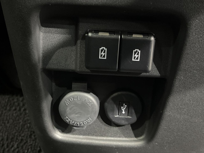 2021 Suzuki Spacia Custom 5AA-MK53S (UW-6a1f9b4246101)[22]