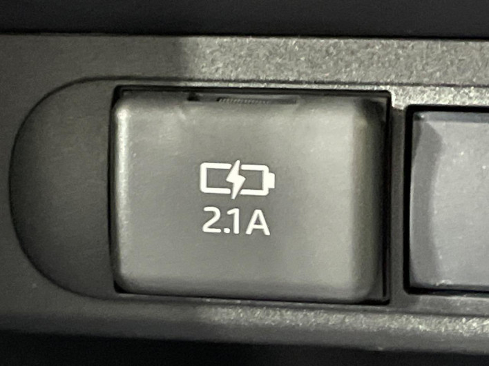 2021 Toyota Yaris Cross 6AA-MXPJ10 (UW-6a1f9b648c367)[23]
