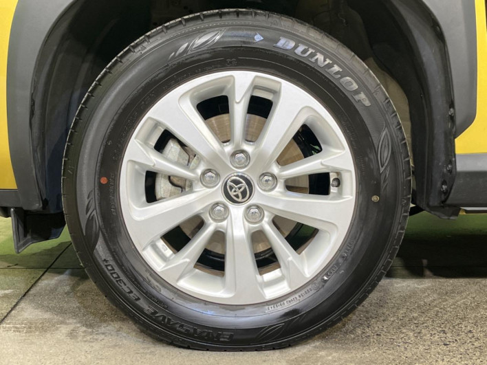 2021 Toyota Yaris Cross 6AA-MXPJ10 (UW-6a1f9b6531e4c)[26]