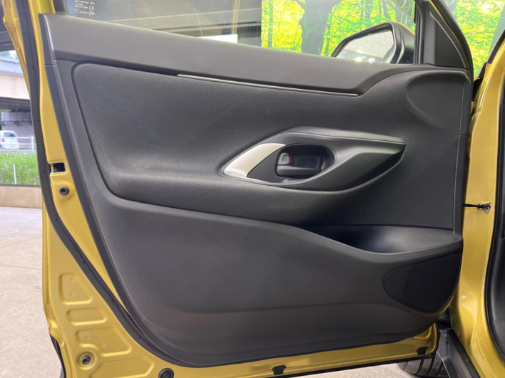 2021 Toyota Yaris Cross 6AA-MXPJ10 (UW-6a1f9b6531e4c)[19]