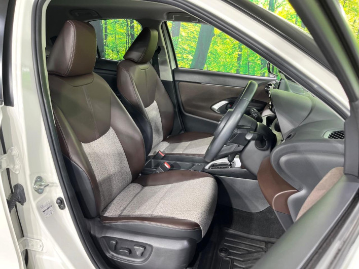 2022 Toyota Yaris Cross 6AA-MXPJ10 (UW-6a1f9b65b2d80)[23]