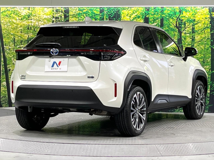 2022 Toyota Yaris Cross 6AA-MXPJ10 (UW-6a1f9b65b2d80)[8]