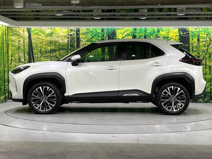 2022 Toyota Yaris Cross 6AA-MXPJ10 (UW-6a1f9b65b2d80)[11]