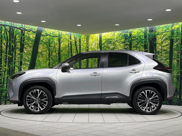 2020 Toyota Yaris Cross 6AA-MXPJ15 (UW-6a1f9b6bcccda)[15]
